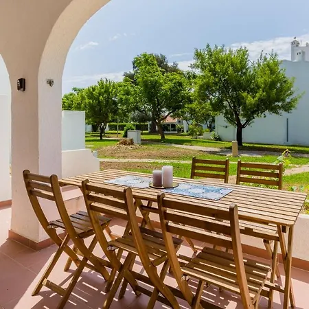 1 Bdr Vilamoura Escape W Patio By Lovelystay Quarteira Exterior photo