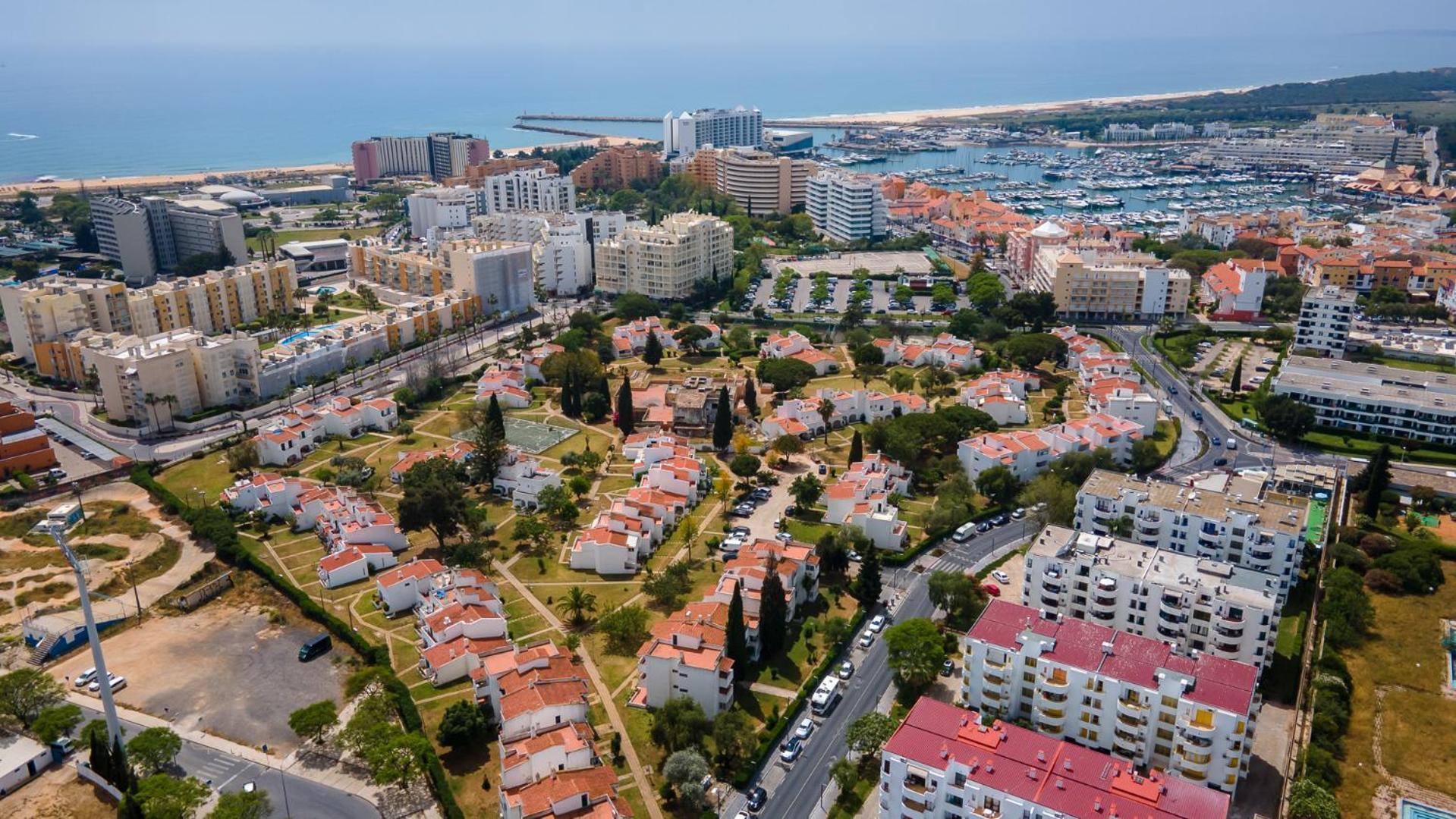 1 Bdr Vilamoura Escape W Patio By Lovelystay Apartment